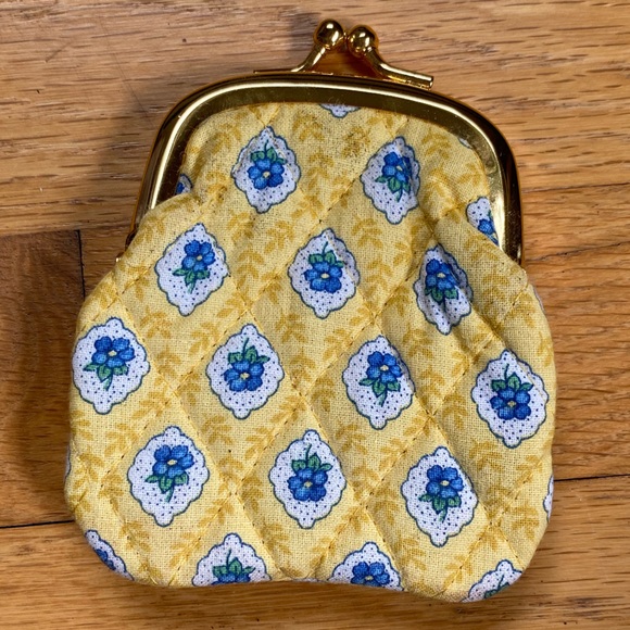 ⭐️HP⭐️Vera Bradley|coin purse🪙 - Picture 2 of 5